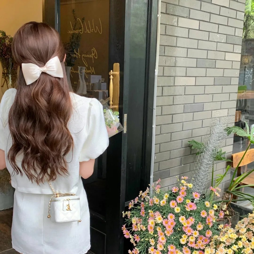 戎马香宵